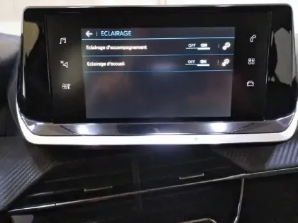 Photo 22 Peugeot 208  PureTech 75 S&S BVM5