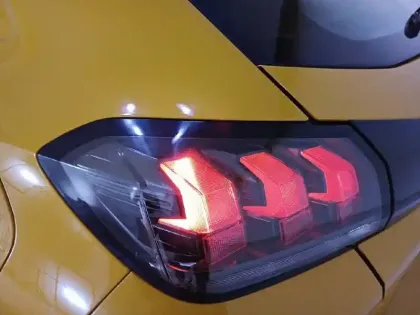 Photo 16 Peugeot 208  PureTech 75 S&S BVM5