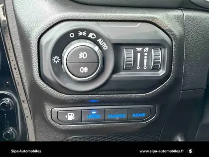 Photo 16 Jeep Wrangler  Unlimited 4xe 2.0 l T 380 ch PHEV 4x4 BVA8