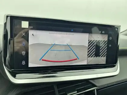 Photo 28 Peugeot 2008  Hybrid 145 e-DCS6