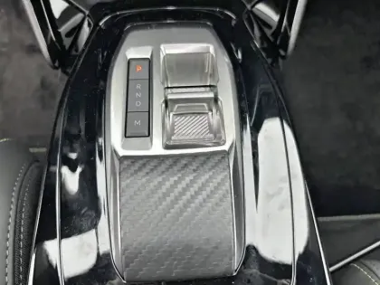 Photo 13 Peugeot 2008  Hybrid 145 e-DCS6