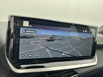 Photo 29 Peugeot 2008  Hybrid 145 e-DCS6