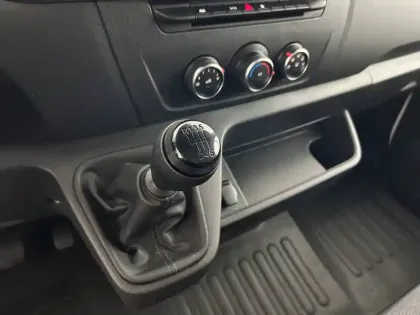 Photo 21 Renault Master  FGN TRAC F3500 L2H2 BLUE DCI 135