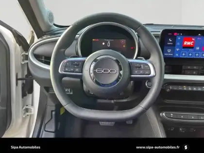 Photo 15 Fiat 600  1.2 Hybrid 100ch DCT6