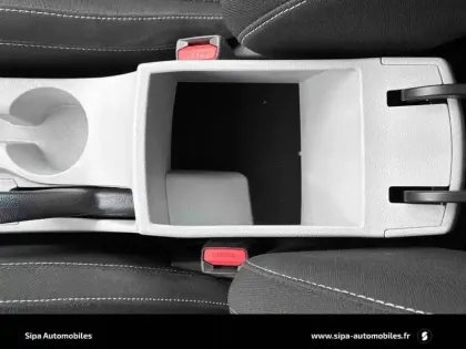 Photo 29 Hyundai I20  1.0 T-GDi 100 DCT-7 Hybrid 48V