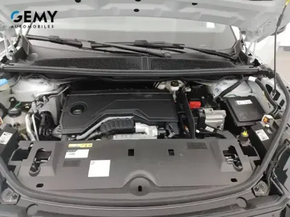 Photo 16 Peugeot 3008  Hybrid 145 e-DCS6