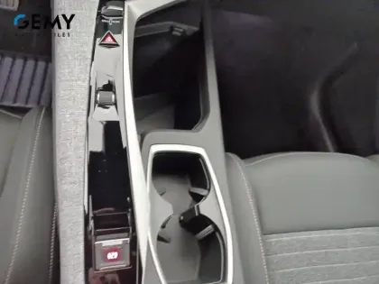 Photo 13 Peugeot 3008  Hybrid 145 e-DCS6