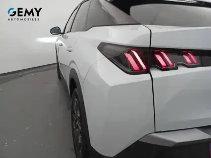 Photo 20 Peugeot 3008  Hybrid 145 e-DCS6