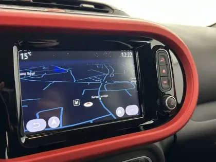Photo 23 Renault Twingo  III E-Tech