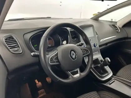Photo 9 Renault Scenic  dCi 110 Energy