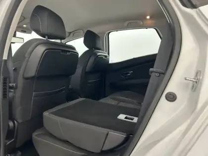 Photo 25 Renault Scenic  dCi 110 Energy