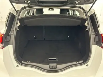 Photo 17 Renault Scenic  dCi 110 Energy