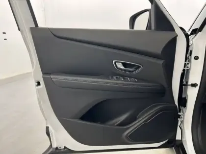 Photo 10 Renault Scenic  dCi 110 Energy