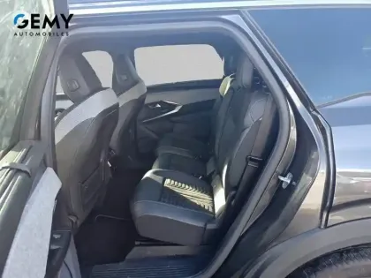 Photo 9 Peugeot 5008  Hybrid 136 e-DCS6