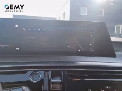 Photo 13 Peugeot 5008  Hybrid 136 e-DCS6