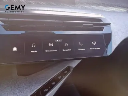 Photo 12 Peugeot 5008  Hybrid 136 e-DCS6