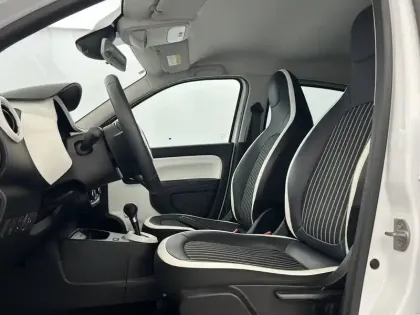 Photo 8 Renault Twingo  III Achat Intégral - 21