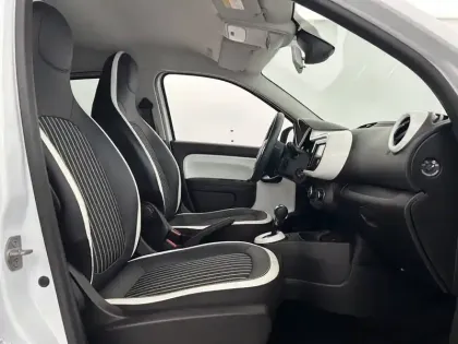 Photo 13 Renault Twingo  III Achat Intégral - 21