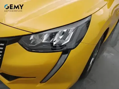 Photo 15 Peugeot 208  PureTech 75 S&S BVM5