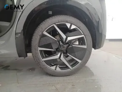 Photo 10 Peugeot 208  Hybrid 110 e-DCS6