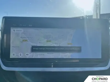 Photo 14 Peugeot 208  Hybrid 100 e-DCS6