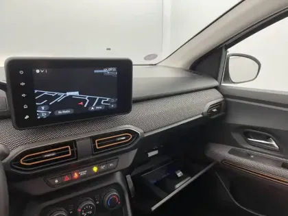 Photo 27 Dacia Sandero  ECO-G 100 - 22