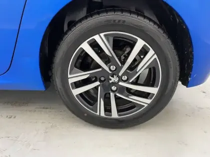 Photo 15 Peugeot 208  PureTech 100 S&S BVM6
