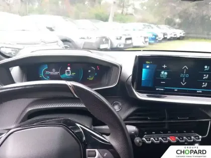 Photo 7 Peugeot 208  Electrique 50 kWh 136ch