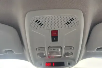 Photo 20 Peugeot 2008  PureTech 130 S&S BVM6