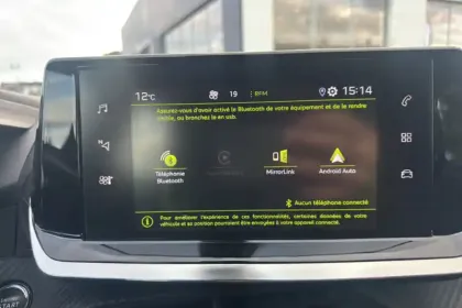 Photo 22 Peugeot 2008  PureTech 130 S&S BVM6