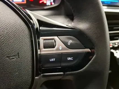 Photo 51 Peugeot 208  100 S&S BVM6