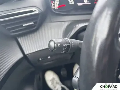 Photo 17 Peugeot 208  PureTech 75 S&S BVM5