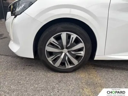 Photo 11 Peugeot 208  PureTech 75 S&S BVM5