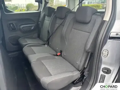 Photo 18 Peugeot Rifter  Standard e136ch 5pl