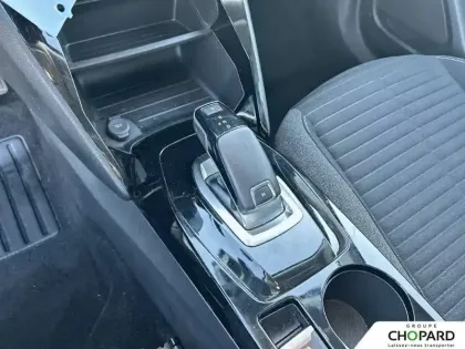 Photo 20 Peugeot 2008  PureTech 130 S&S EAT8