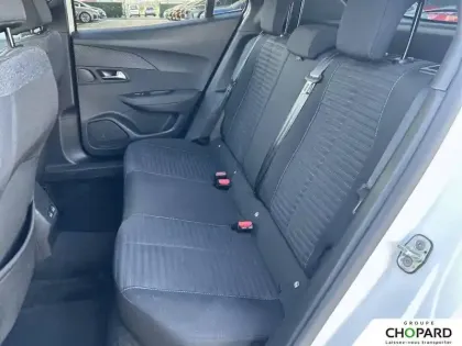 Photo 17 Peugeot 2008  PureTech 130 S&S EAT8