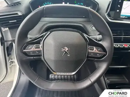 Photo 15 Peugeot 208  Electrique 50 kWh 136ch