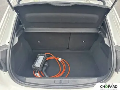 Photo 7 Peugeot 208  Electrique 50 kWh 136ch
