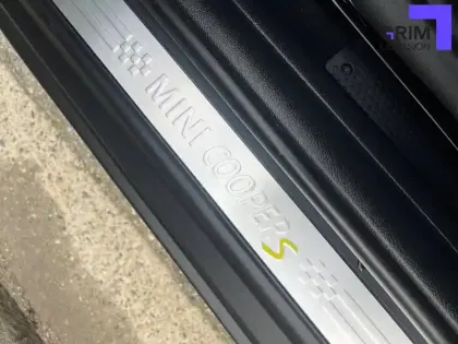 Photo 25 Mini Mini Hatch 3 Portes Cooper SE 184 ch