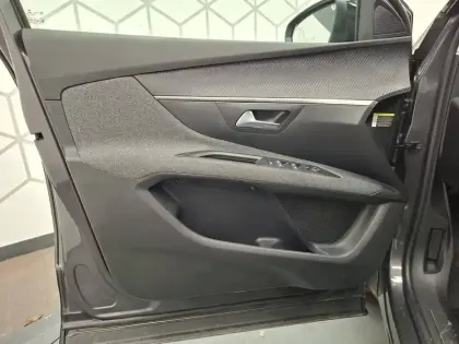 Photo 25 Peugeot 5008  BlueHDi 130ch S&S EAT8