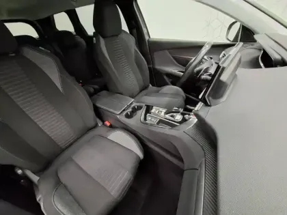 Photo 30 Peugeot 5008  BlueHDi 130ch S&S EAT8