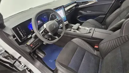 Photo 30 Renault Rafale  E-Tech full hybrid 200ch