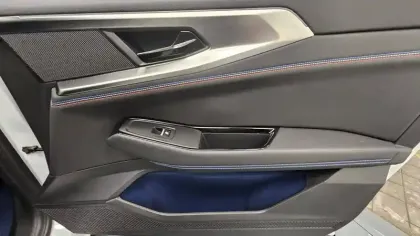 Photo 24 Renault Rafale  E-Tech full hybrid 200ch