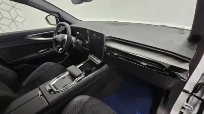 Photo 23 Renault Rafale  E-Tech full hybrid 200ch