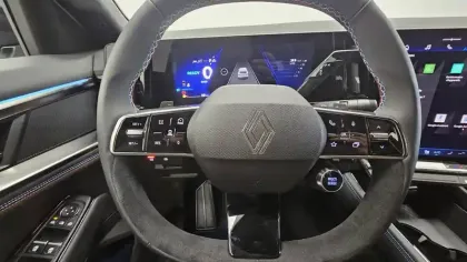 Photo 45 Renault Rafale  E-Tech full hybrid 200ch