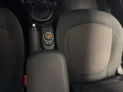 Photo 34 Mini Mini Hatch 3 Portes Cooper D 116 ch