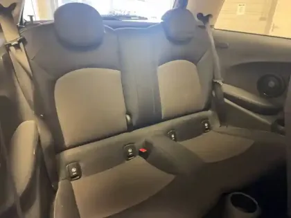 Photo 21 Mini Mini Hatch 3 Portes Cooper D 116 ch