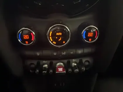 Photo 31 Mini Mini Hatch 3 Portes Cooper D 116 ch