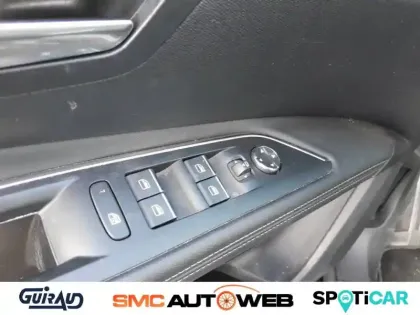 Photo 49 Peugeot 3008  Hybrid 225 e-EAT8