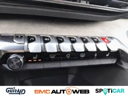 Photo 27 Peugeot 3008  Hybrid 225 e-EAT8